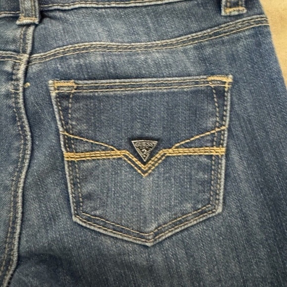 Guess Kids Boy's Size 3 Medium Wash Straight Leg Jeans w/Adjustable Waist - EUC - Picture 3 of 5